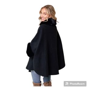 Lucky Belle One Size Black Cape with faux fur color and arm holes